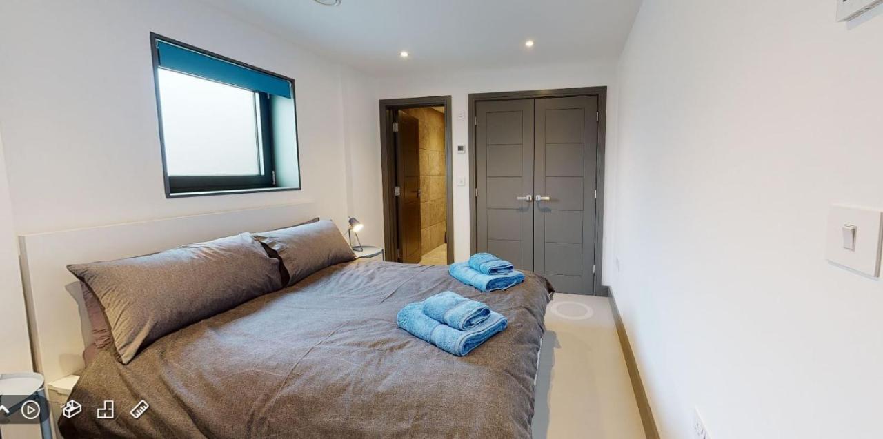 4 The View Apartments Ilfracombe - Seafront, Parking, Lift, Ev Esterno foto