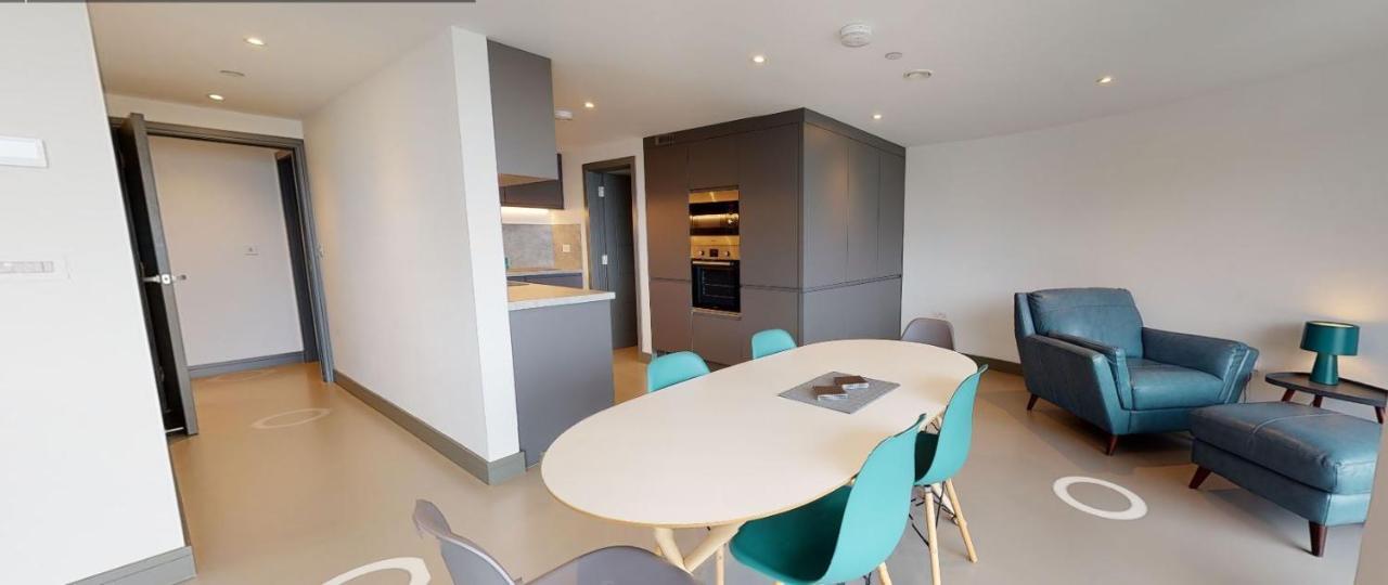 4 The View Apartments Ilfracombe - Seafront, Parking, Lift, Ev Esterno foto