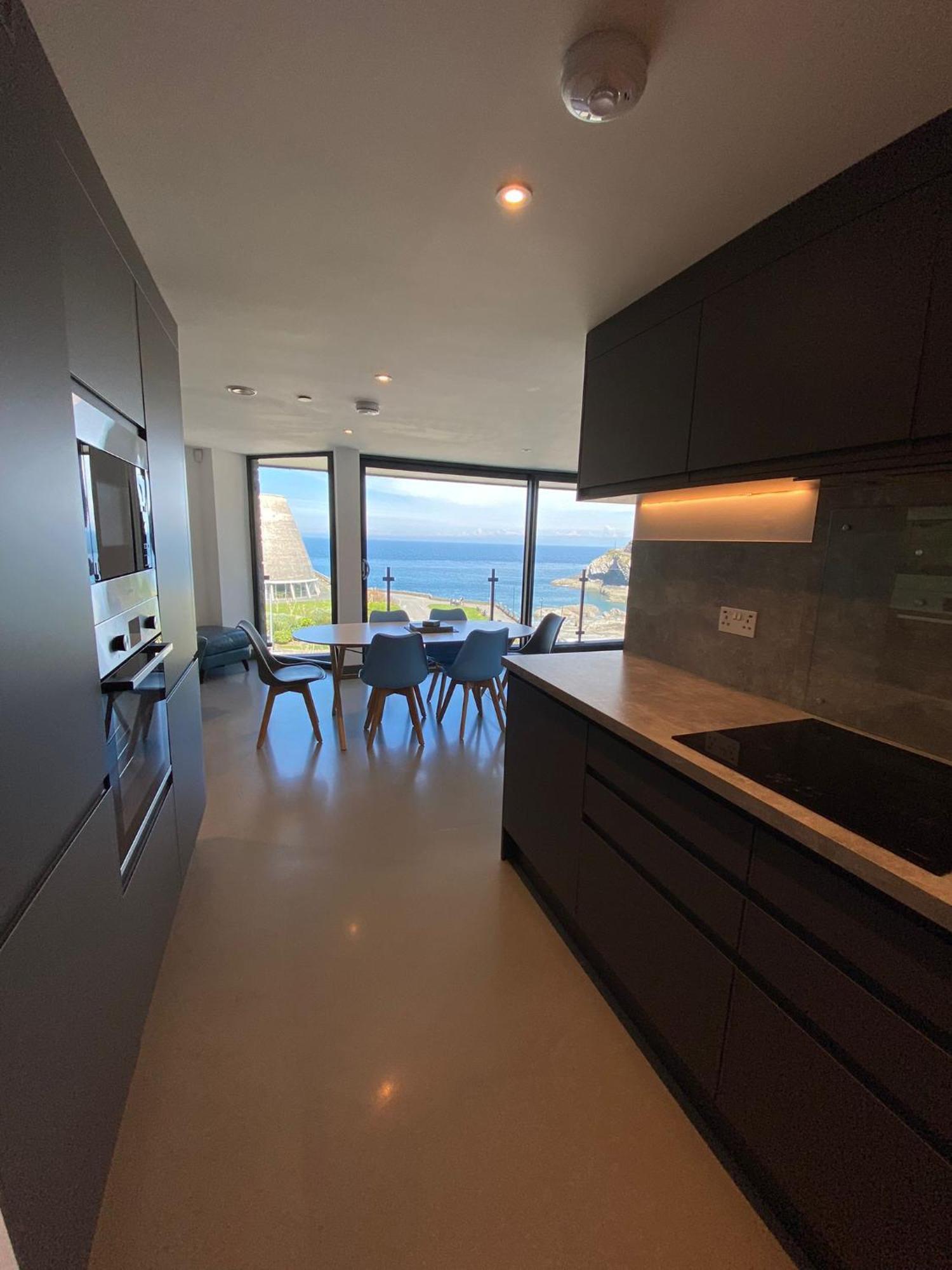 4 The View Apartments Ilfracombe - Seafront, Parking, Lift, Ev Esterno foto