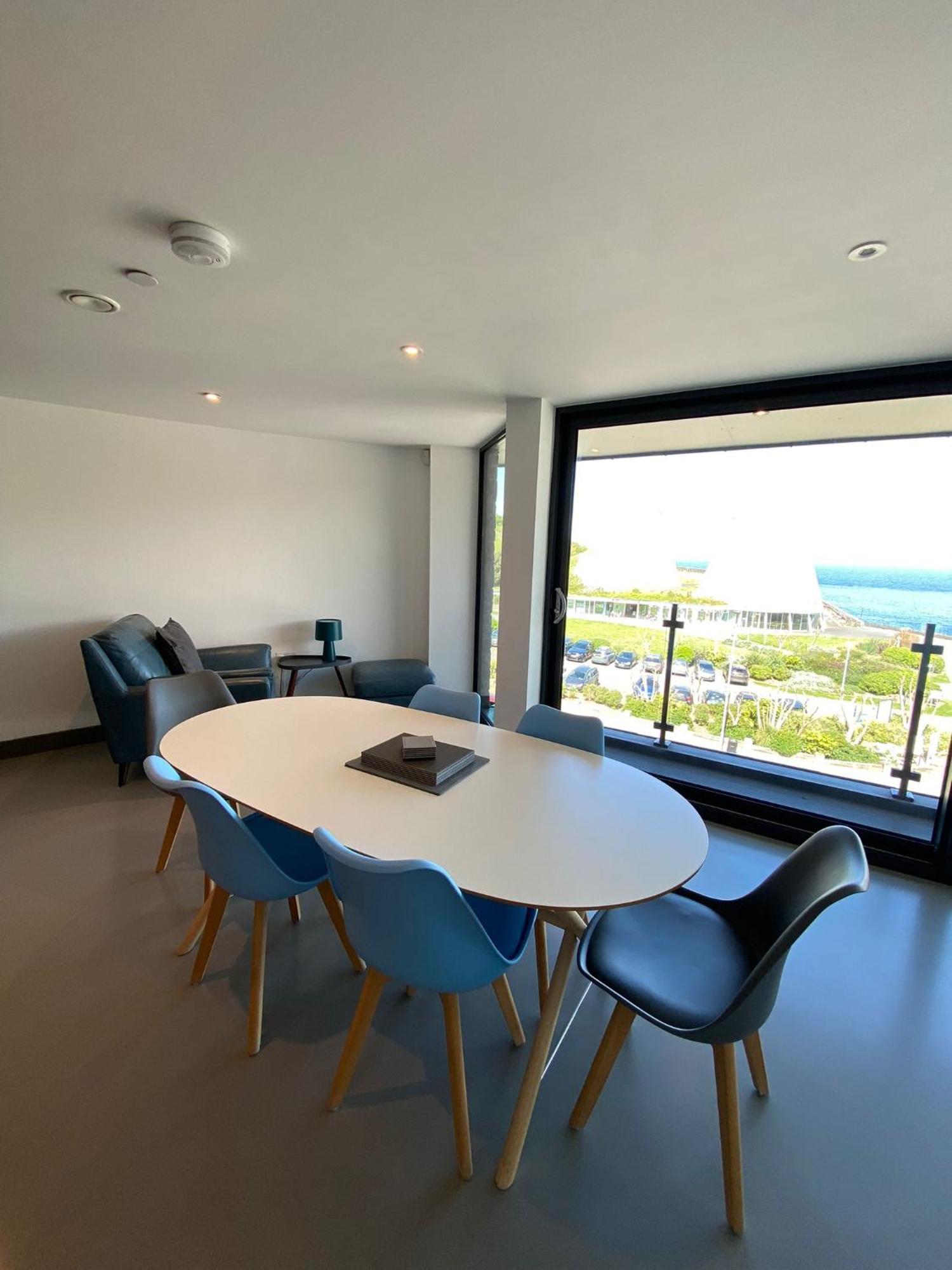 4 The View Apartments Ilfracombe - Seafront, Parking, Lift, Ev Esterno foto