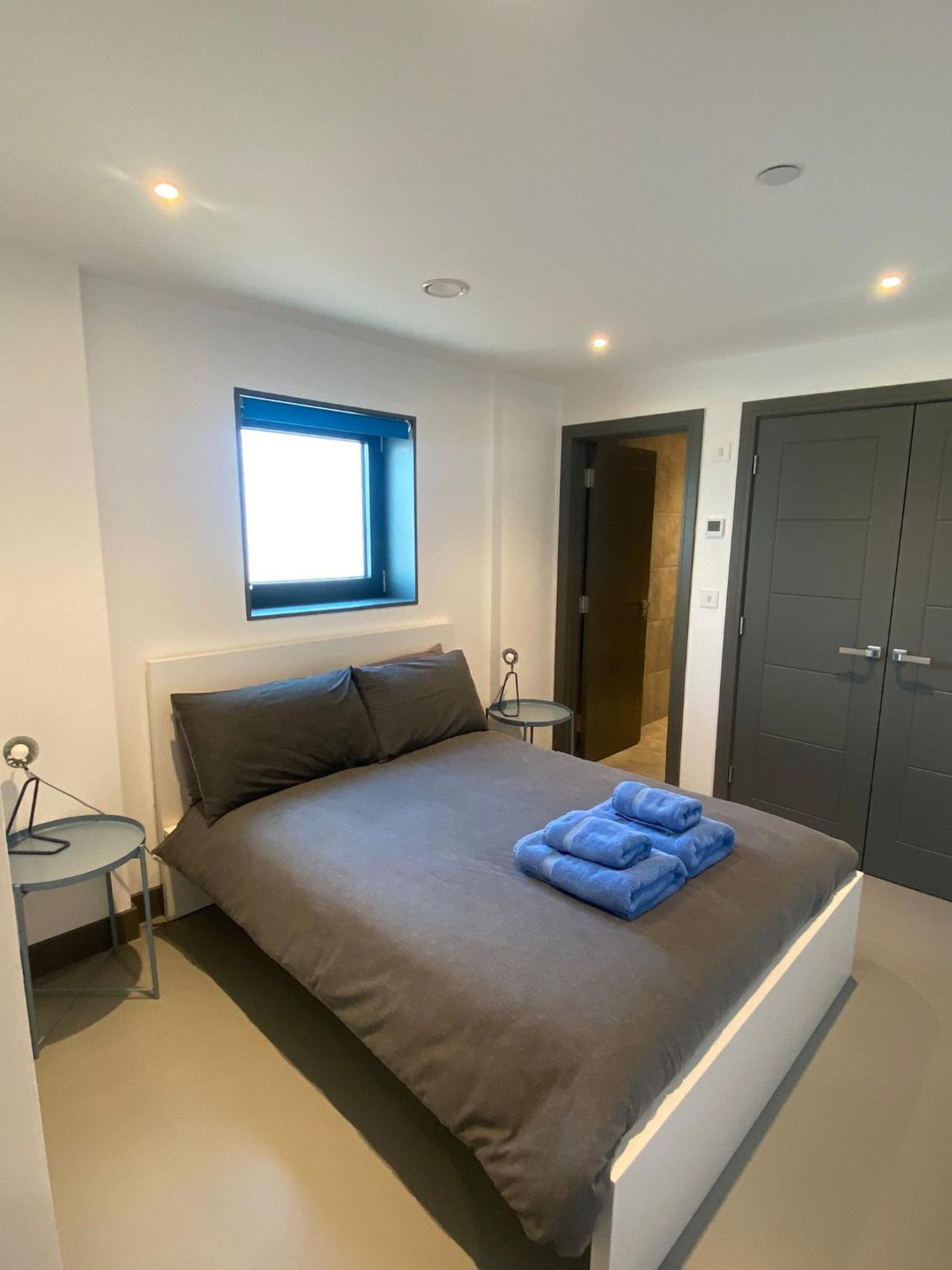 4 The View Apartments Ilfracombe - Seafront, Parking, Lift, Ev Esterno foto